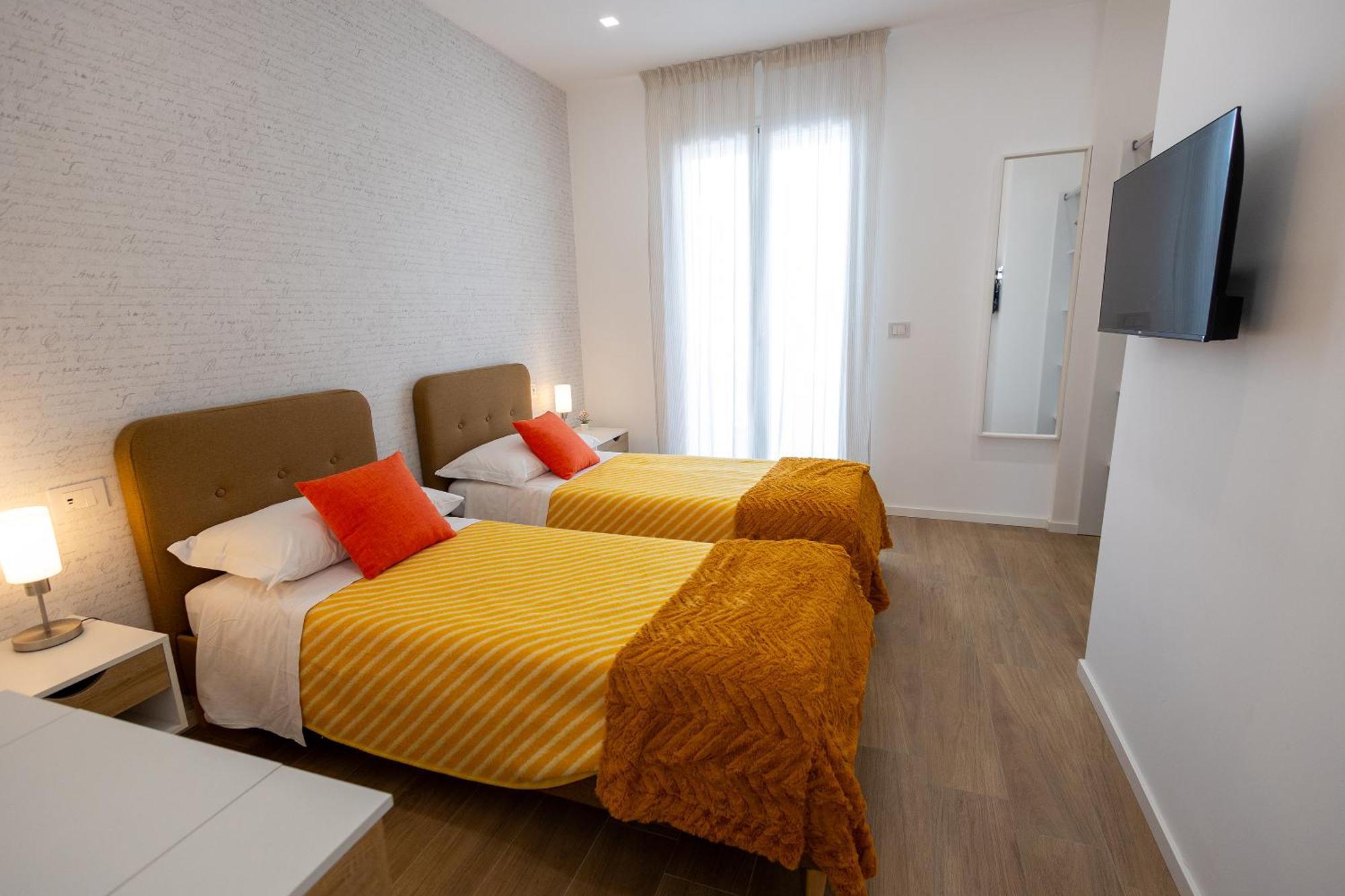 Perla Sul Mare Apartments Giardini Naxos Exterior foto
